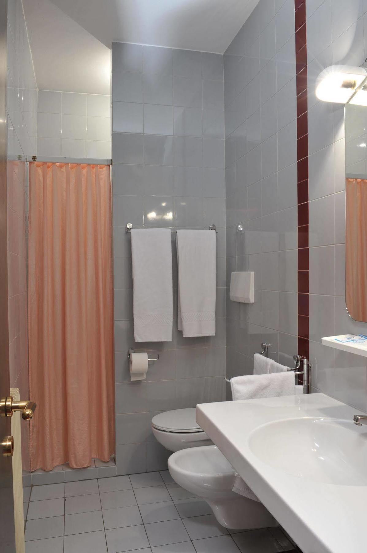 Hotel Ariane Thiene Extérieur photo