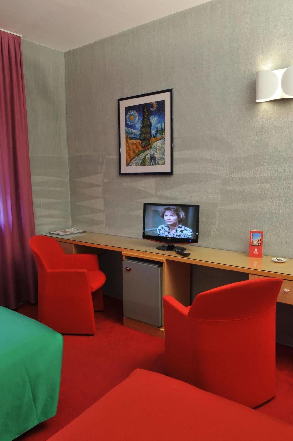 Hotel Ariane Thiene Extérieur photo