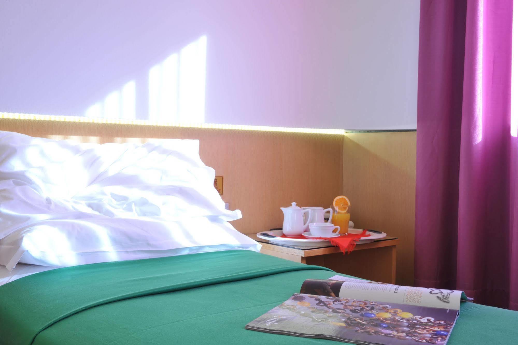 Hotel Ariane Thiene Extérieur photo