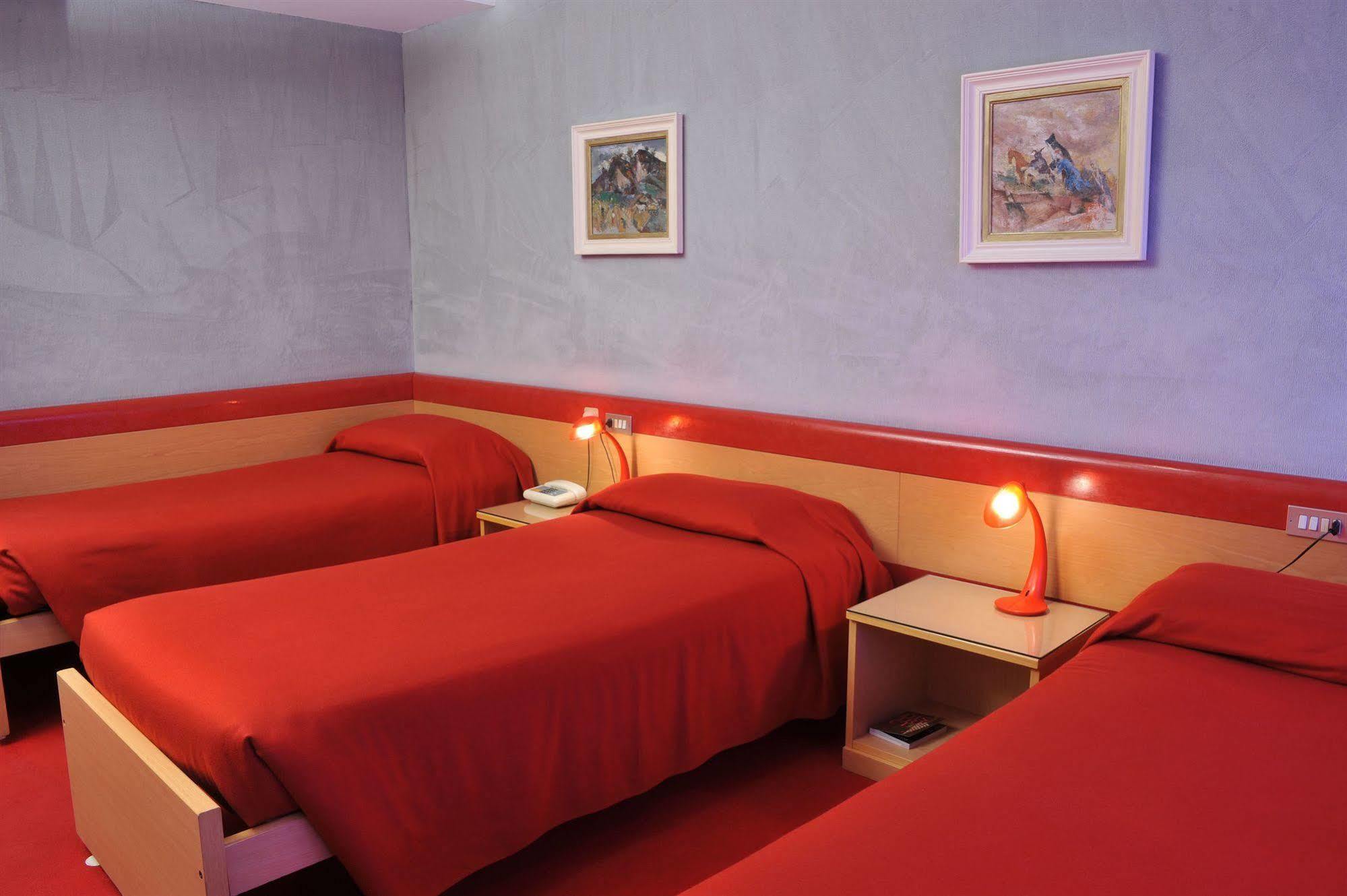 Hotel Ariane Thiene Extérieur photo